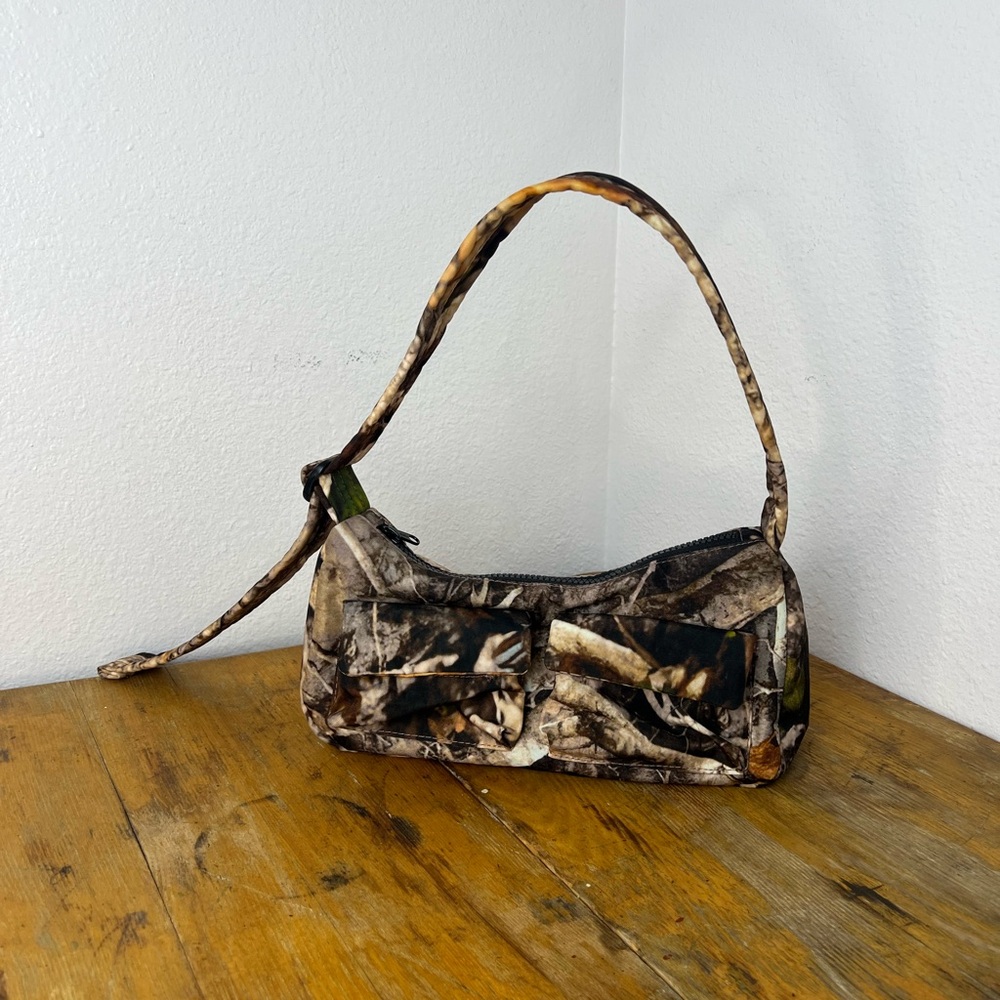 BAGGU Photo Forest Cargo Shoulder Bag *discontinued*